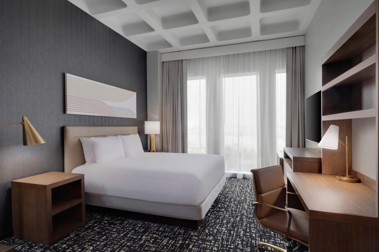 Hyatt Place Lax/century Blvd 3*