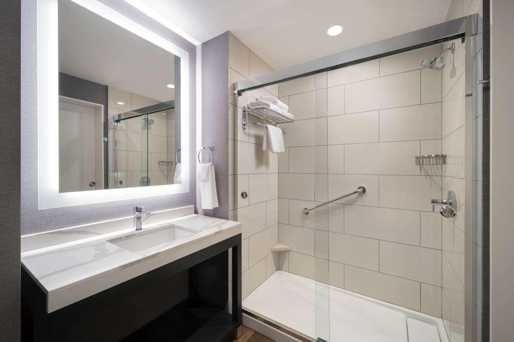 Hyatt Place Lax/century Blvd 3*