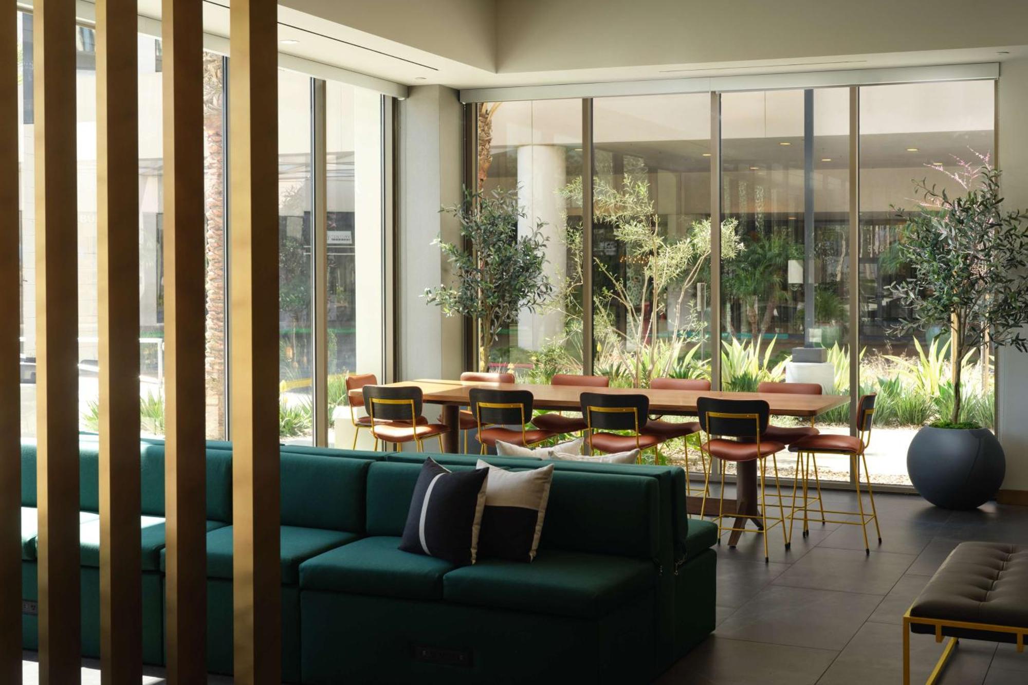 Hotel Hyatt Place Lax/century Blvd 3*