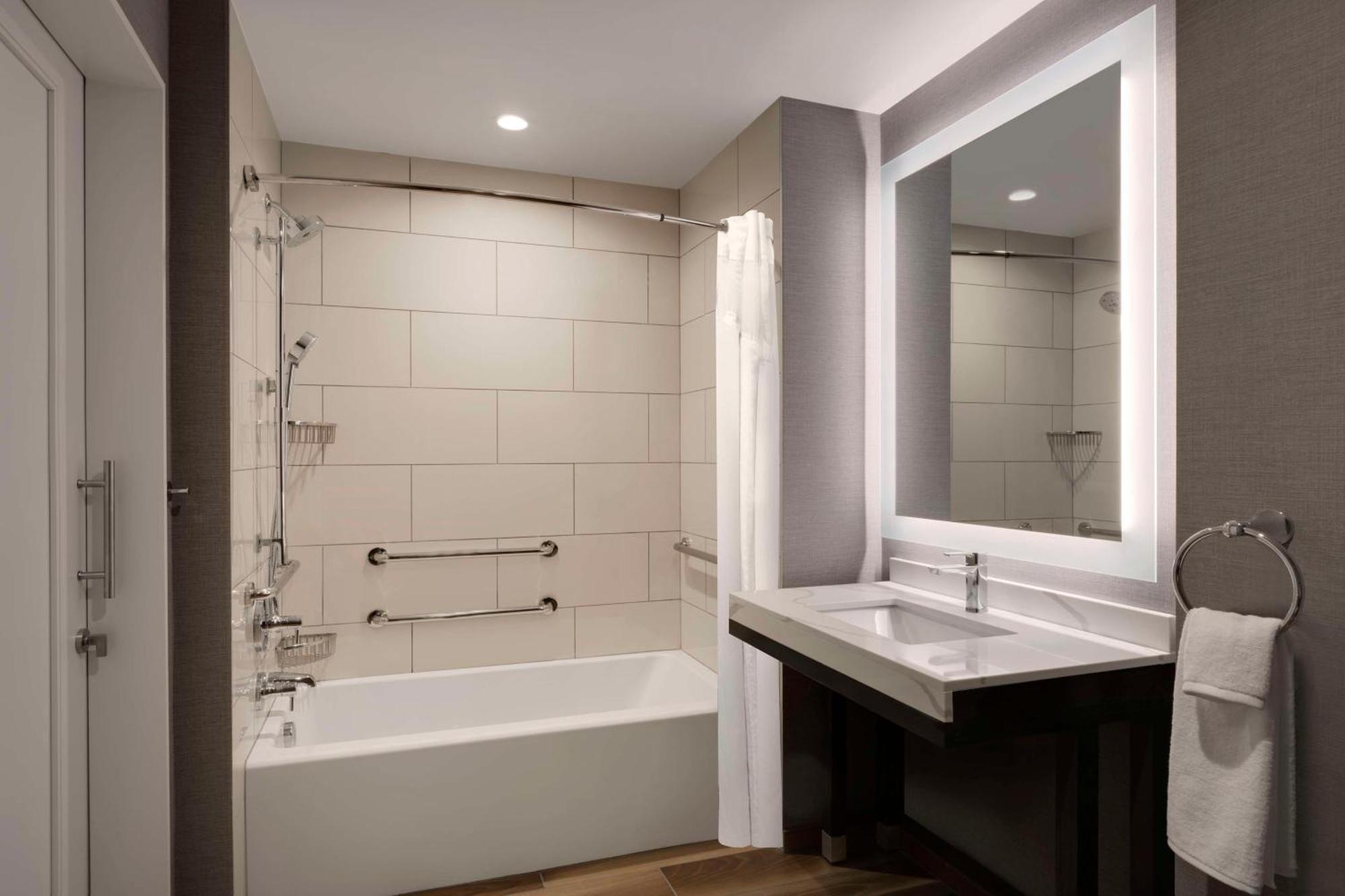 Hotel Hyatt Place Lax/century Blvd 3*